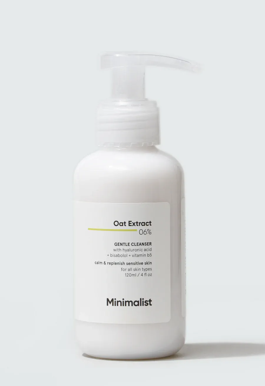 Minimalist Oat Extract 06% Gentle Cleanser - 120ml - Image 1