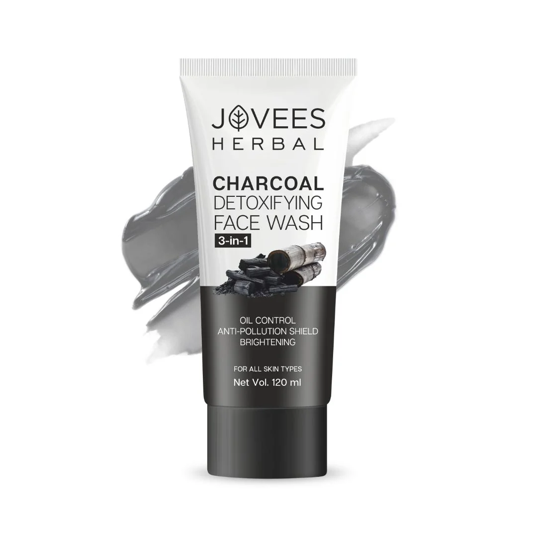 Jovees – Activated Charcoal Detoxifying Face Wash Smooth & Supple Skin (120ml) - Image 1